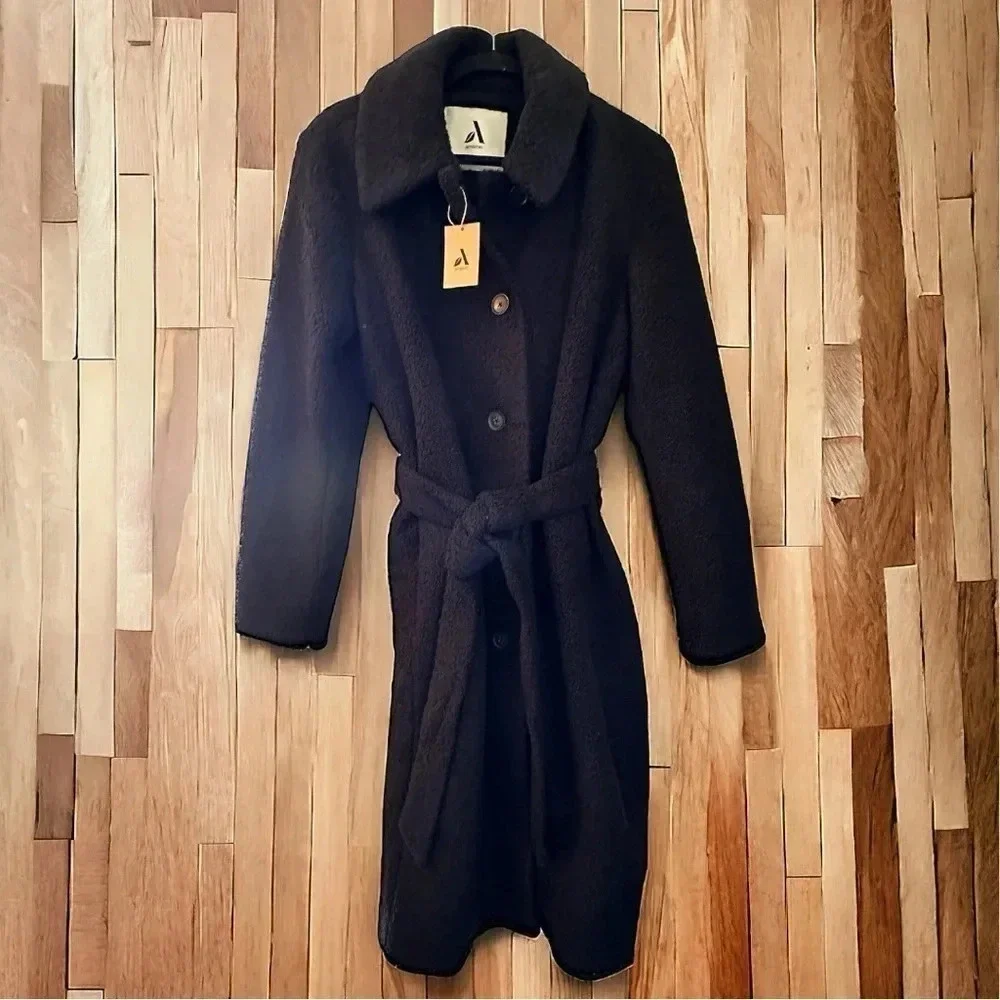 NWT Amazon Essentials Women's Relaxed Fit Recycled Polyester Sherpa Long Coat